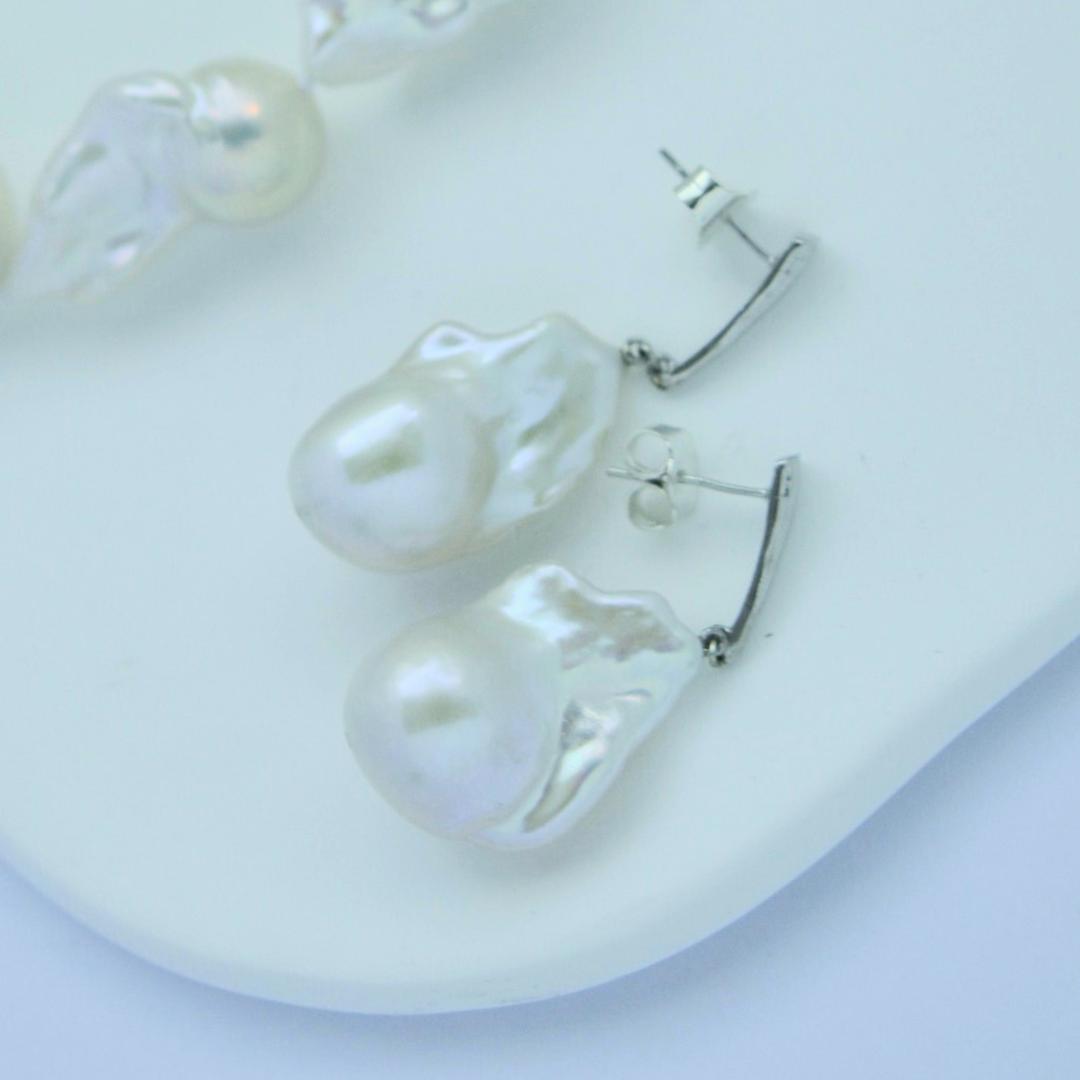 blue n white Authentic Design Ocean Spirit Collection Baroque Pearl Earrings L 原創設計 海洋精靈系列 巴洛克珍珠耳環