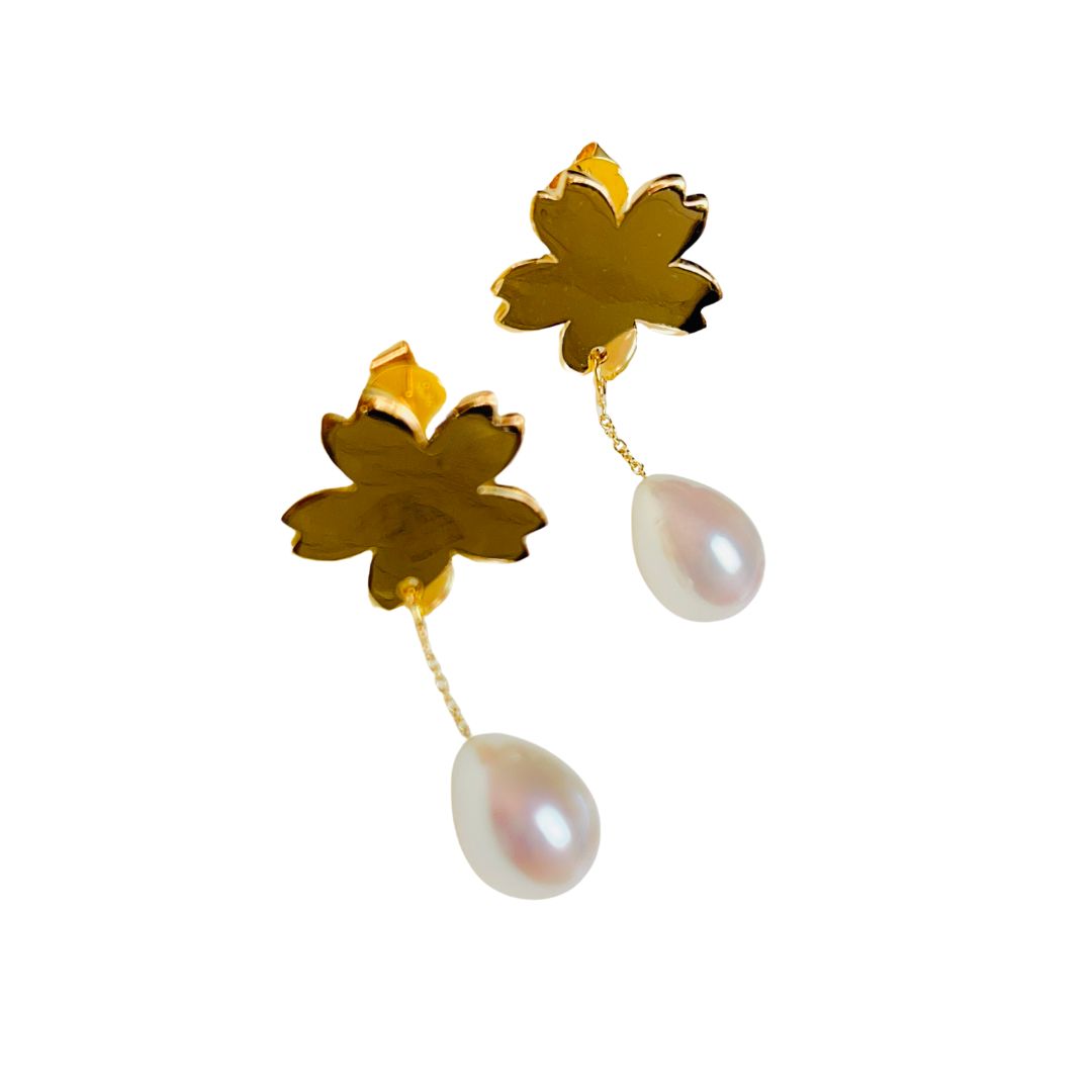 Sakura Pearl 18K Gold Earrings 櫻花系列 18K金珍珠耳環