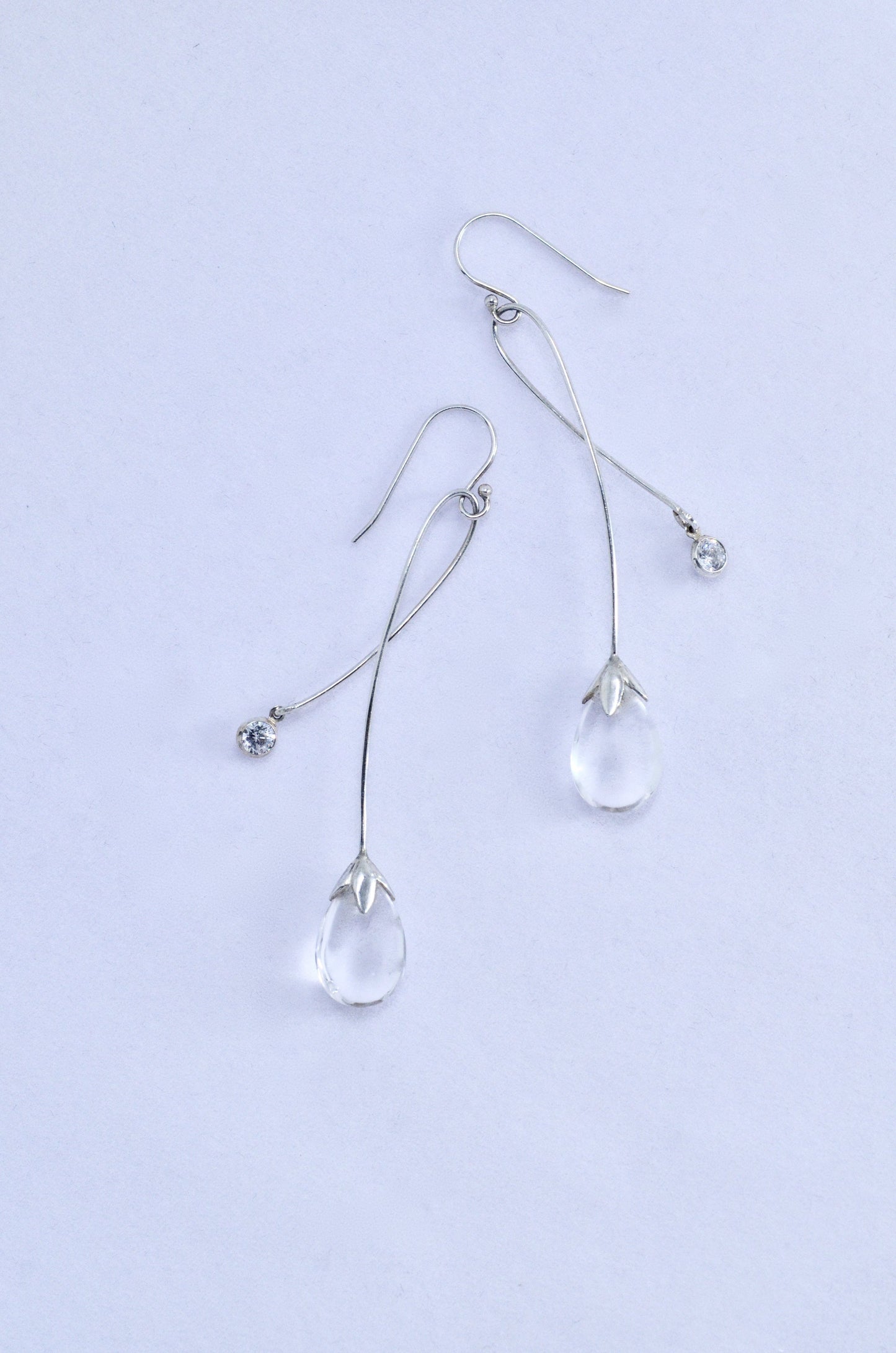 Morning Dew Silver Earrings (white quartz) 晨露銀耳環 (白水晶)