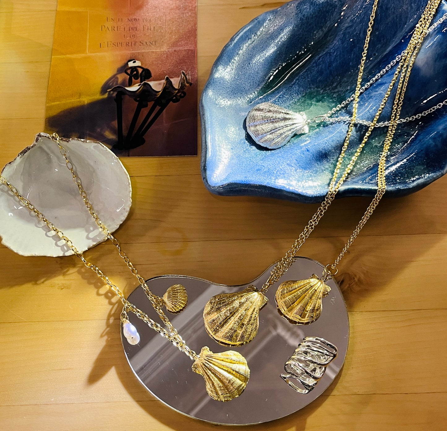 blue n white Authentic Design Ocean Spirit Seashell Necklace (Signature Necklace) 原創設計 海洋精靈 扇貝殼項鍊