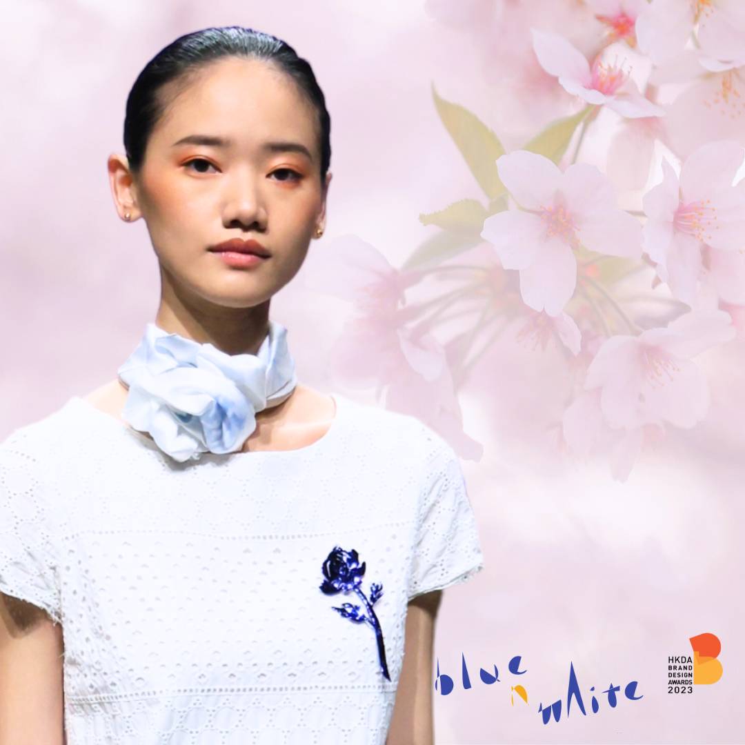 Blue & White 100% Silk Scarf — Original Watercolour Print | 青花圖案真絲絲巾 原創設計