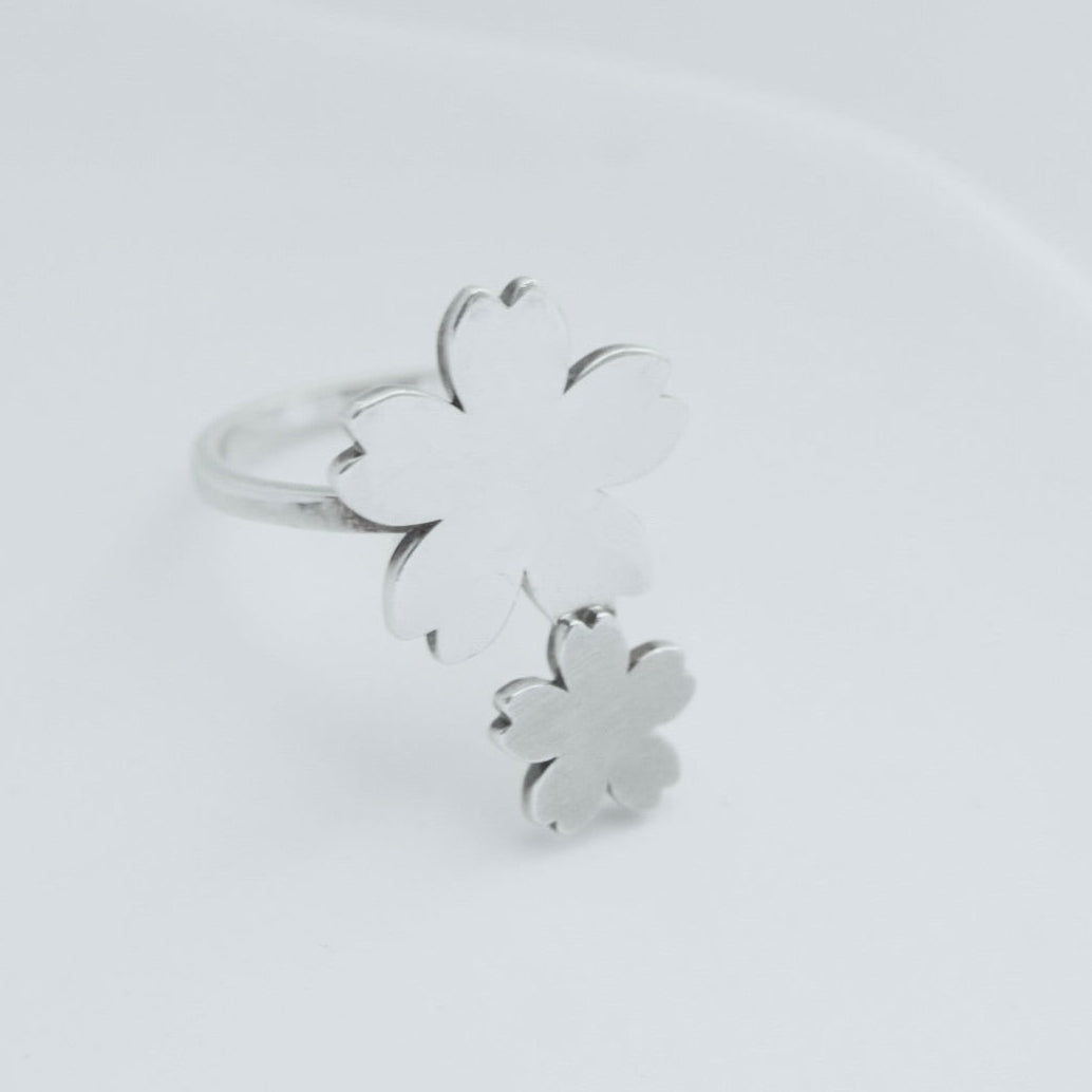 blue n white Authentic Design Sakura Ring 18K Gole plated S925 原創設計 櫻花系列 18K鍍金 925銀戒指