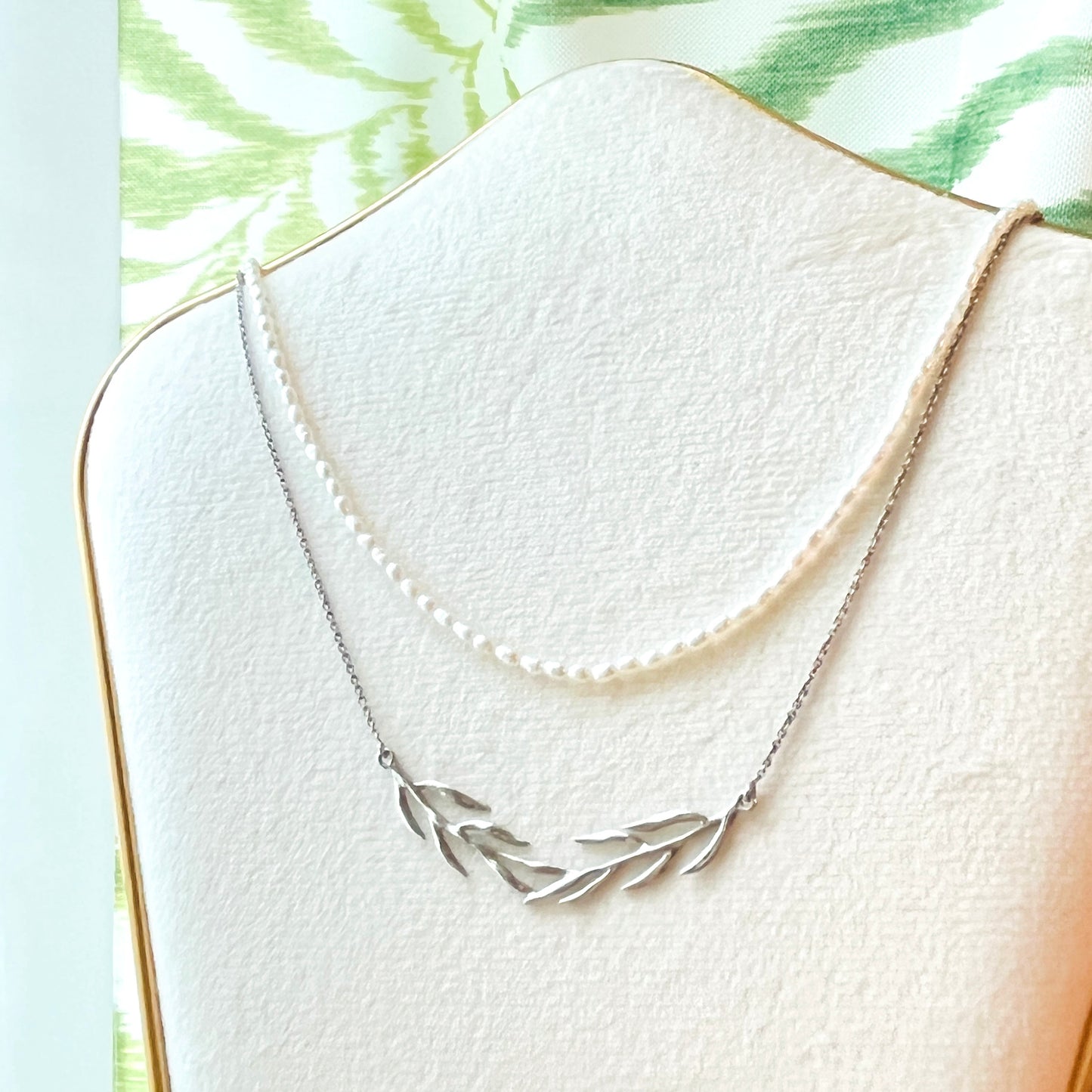 Healing - Willow Tree Leaves Necklace 18k gold Healing Necklace